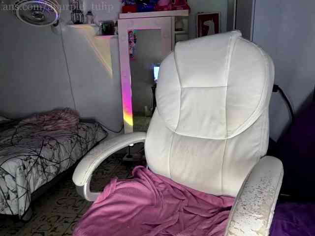 apurple-tulip webcam