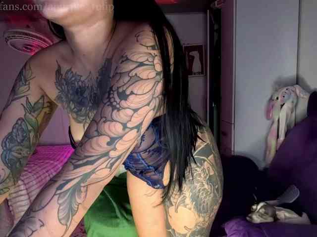 apurple-tulip webcam