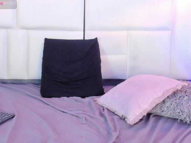 Tracy-Wright live webcam show