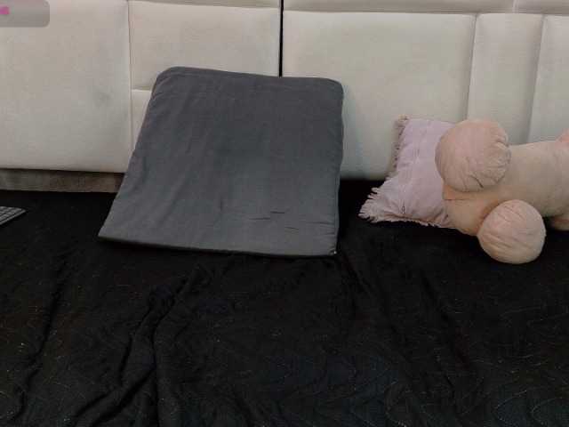 Tracy-Wright, live now on BongaCams