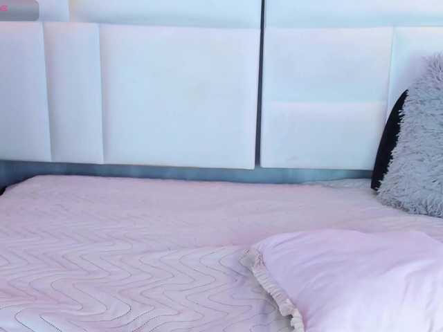 Tracy-Wright live webcam show