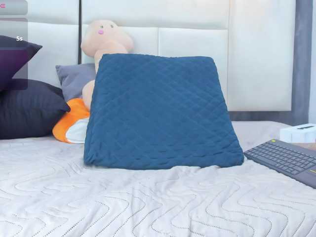 Tracy-Wright live cam on BongaCams