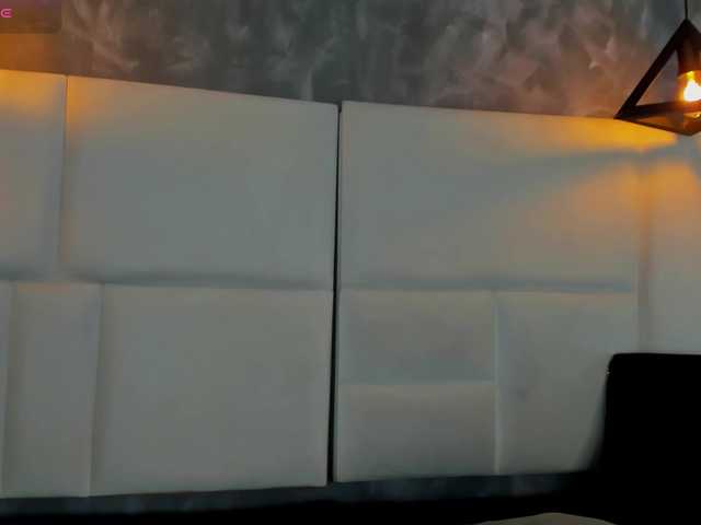 Tracy-Wright live webcam show