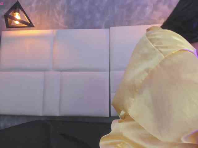 Tracy-Wright Live Webcam on BongaCams