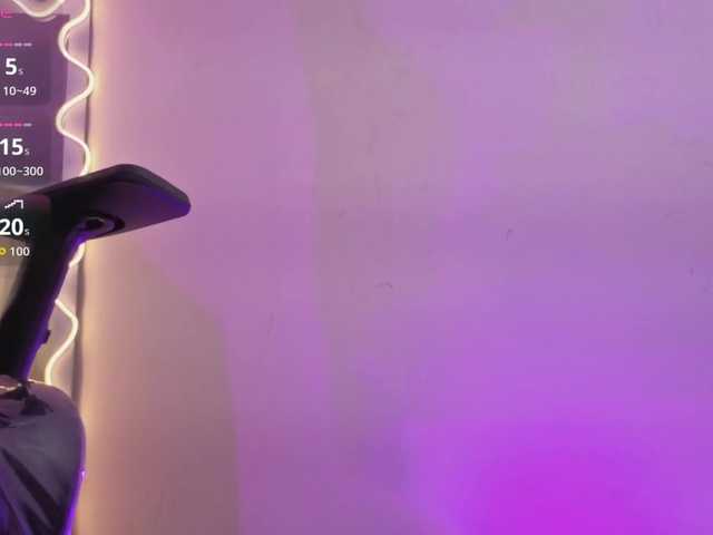 ZURY-TAY live cam on BongaCams