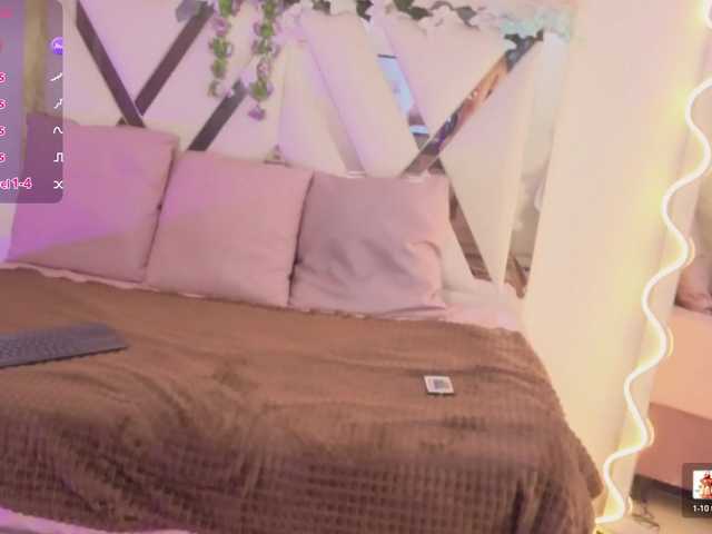 ZURY-TAY live cam on BongaCams