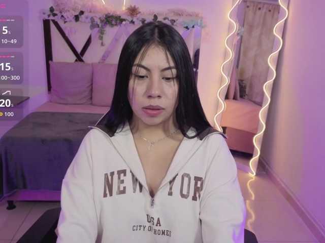 ZURY-TAY live cam on BongaCams