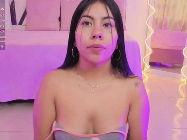 ZURY-TAY live cam on BongaCams