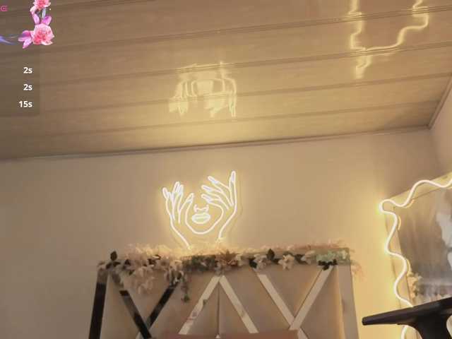 ZURY-TAY live cam on BongaCams