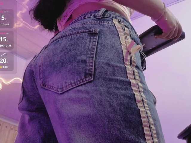 ZURY-TAY live cam on BongaCams