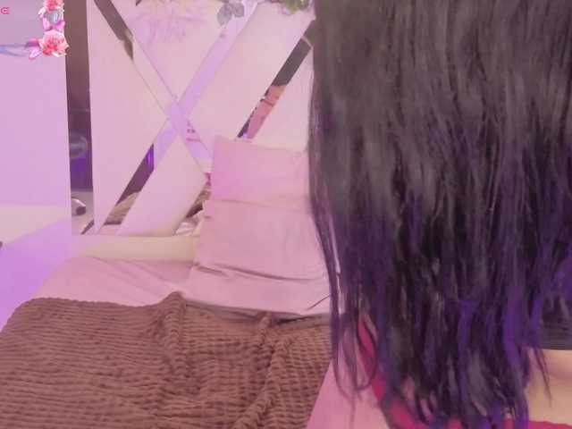 ZURY-TAY live cam on BongaCams