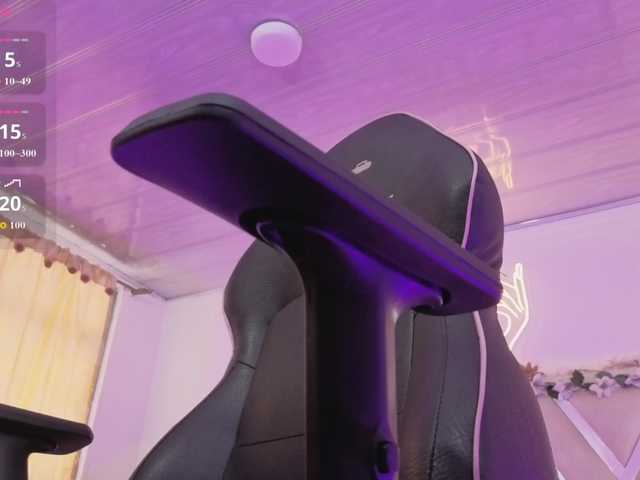 ZURY-TAY live cam on BongaCams