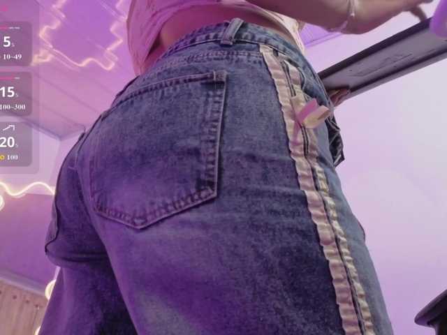ZURY-TAY live cam on BongaCams