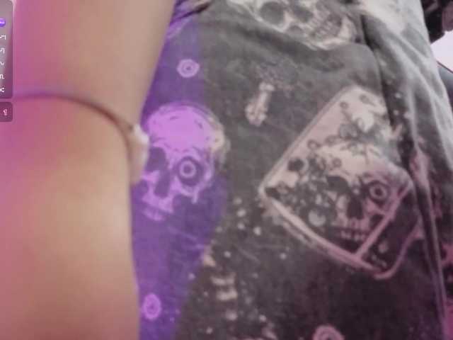 ZURY-TAY live cam on BongaCams