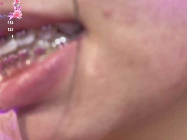 ZURY-TAY live cam on BongaCams