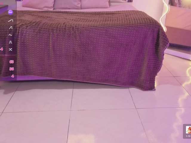 ZURY-TAY live cam on BongaCams