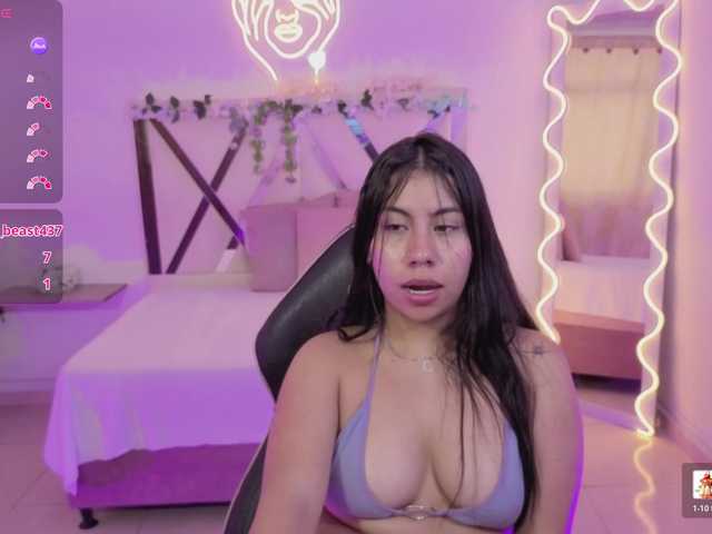ZURY-TAY live cam on BongaCams