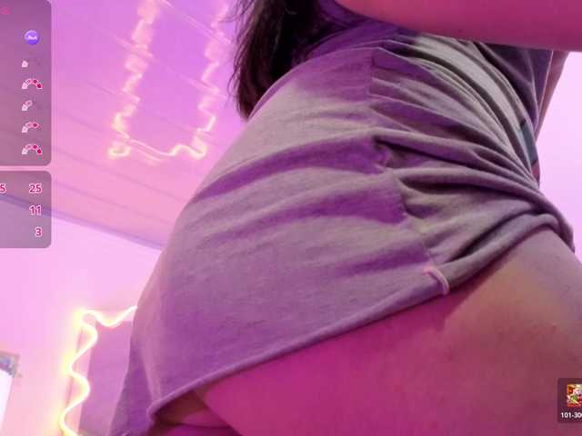 ZURY-TAY live cam on BongaCams