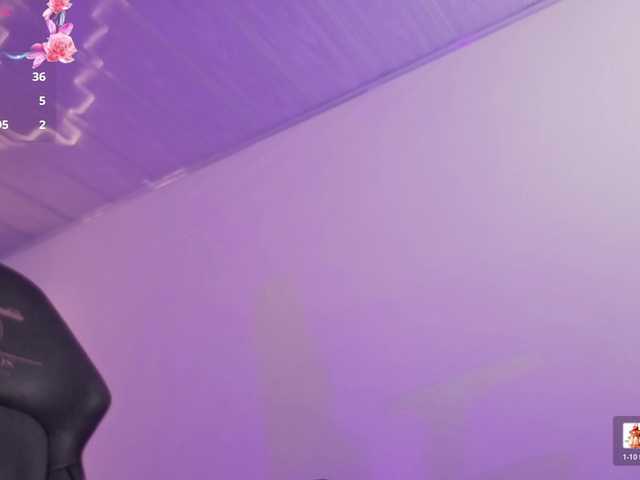 ZURY-TAY live cam on BongaCams