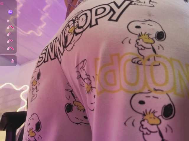 ZURY-TAY live cam on BongaCams