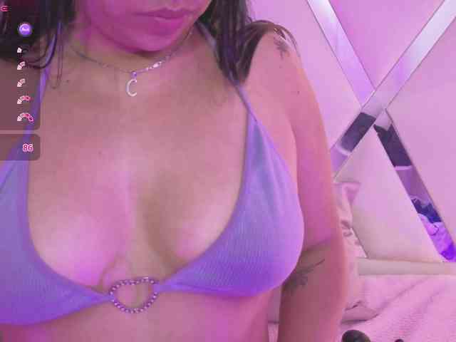 ZURY-TAY webcam