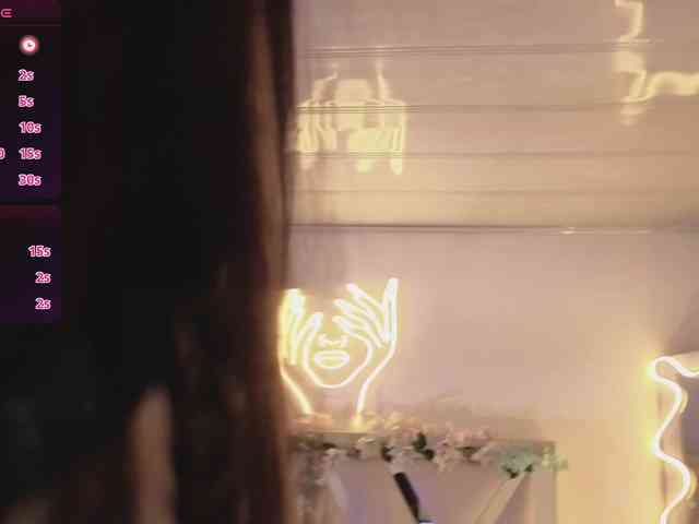 ZURY-TAY webcam
