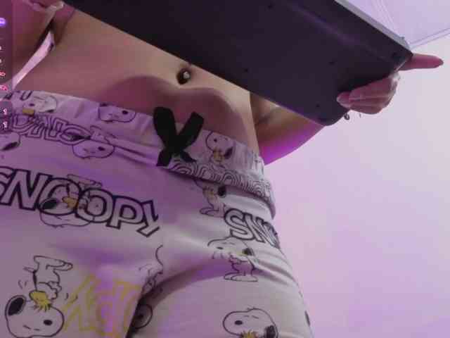 ZURY-TAY webcam
