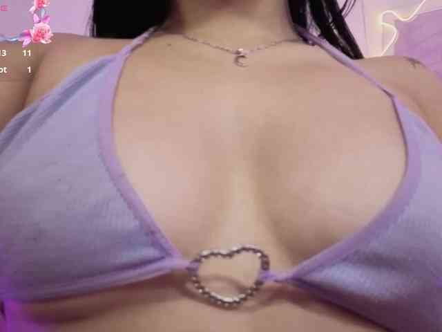 ZURY-TAY webcam