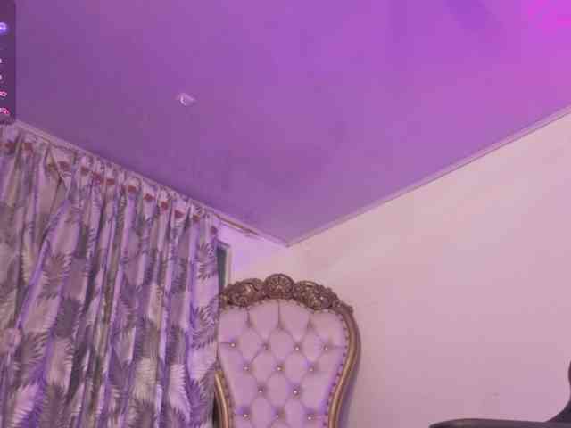 ZURY-TAY webcam