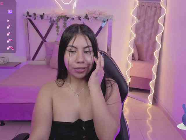 ZURY-TAY webcam
