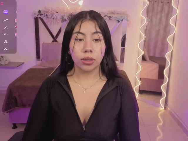 ZURY-TAY webcam
