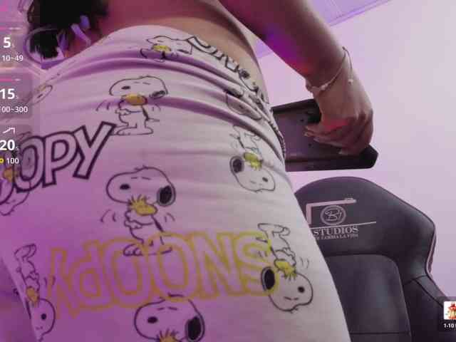 ZURY-TAY webcam