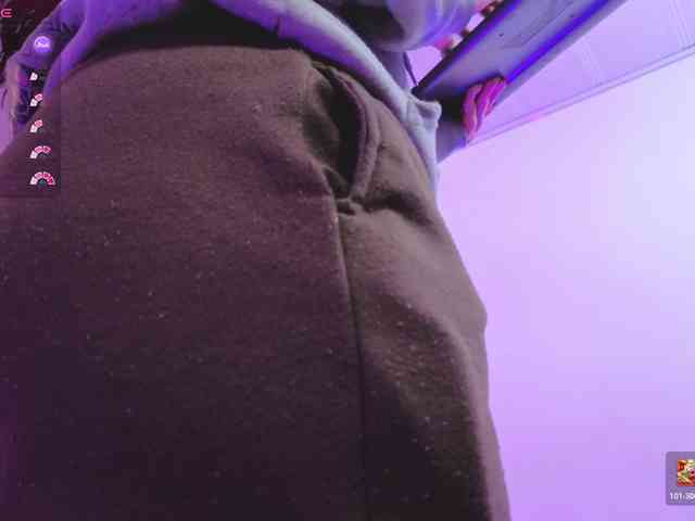 ZURY-TAY webcam
