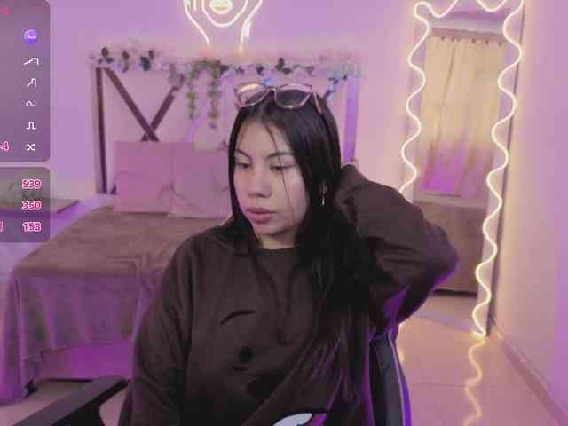 ZURY-TAY webcam