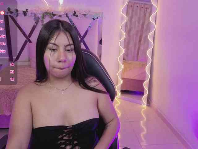 ZURY-TAY webcam