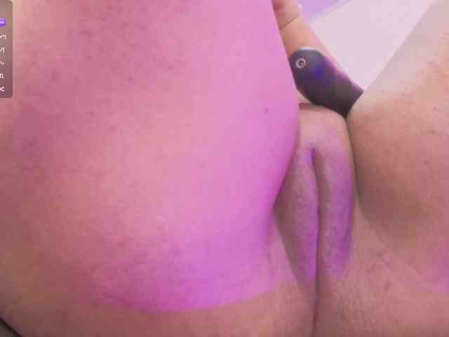 ZURY-TAY webcam