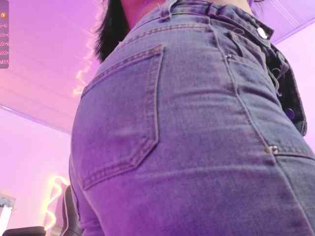 ZURY-TAY webcam