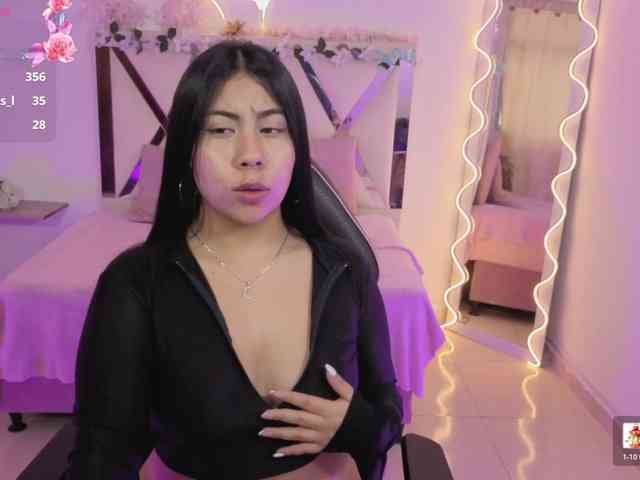 ZURY-TAY webcam