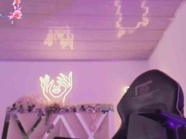 ZURY-TAY webcam