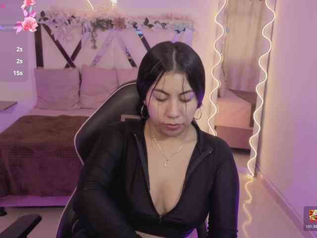 ZURY-TAY webcam