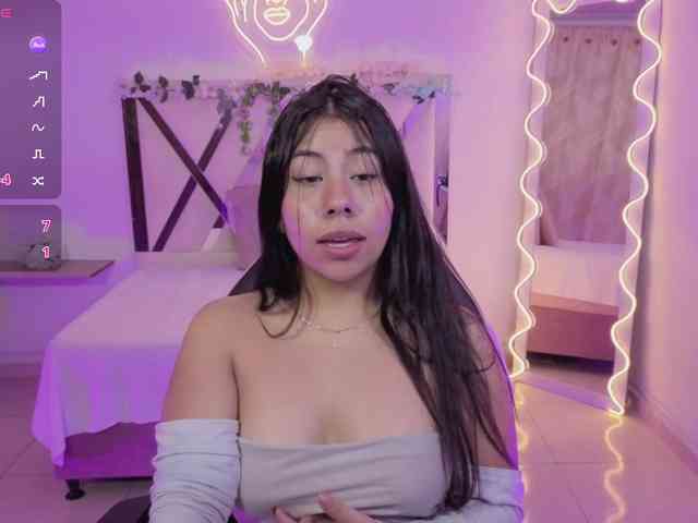 ZURY-TAY webcam