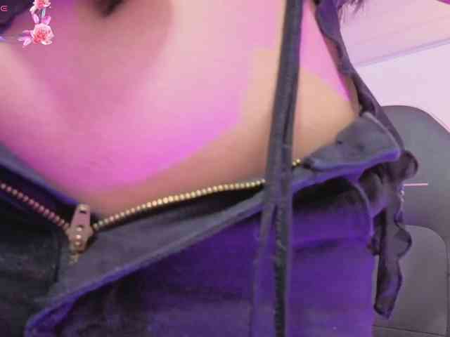 ZURY-TAY webcam