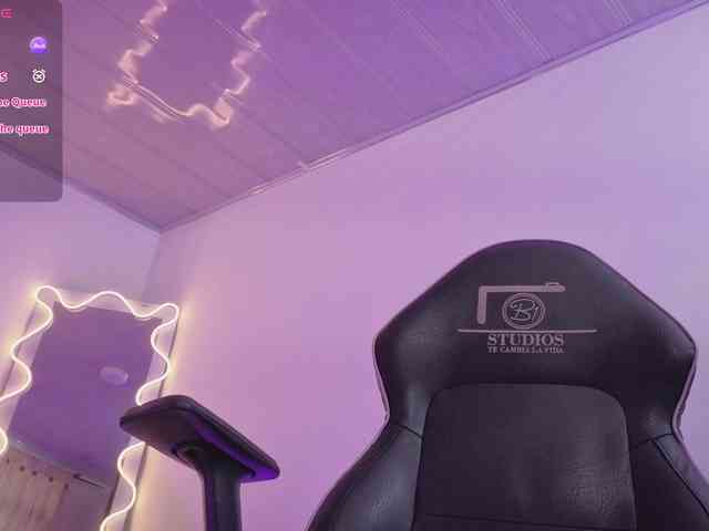 ZURY-TAY webcam