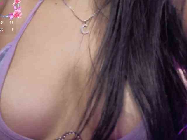 ZURY-TAY webcam