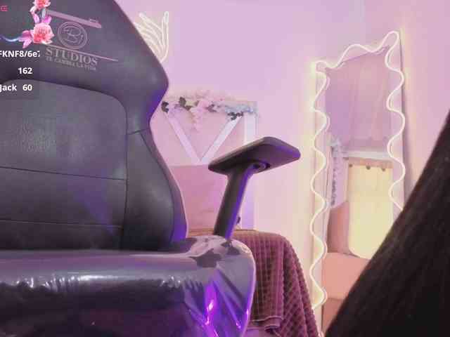 ZURY-TAY webcam