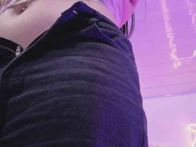 ZURY-TAY webcam