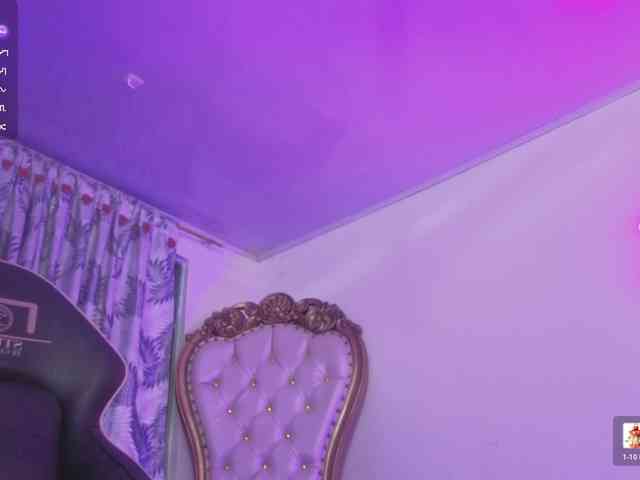ZURY-TAY webcam