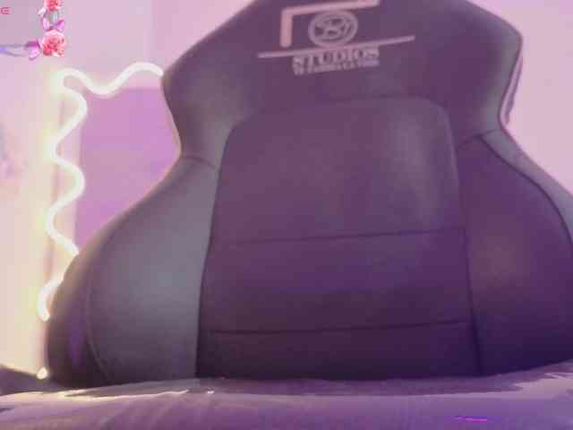 ZURY-TAY webcam