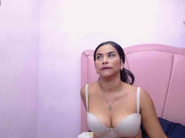 valentinaskinny1