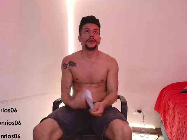 deconrios Live Webcam on BongaCams